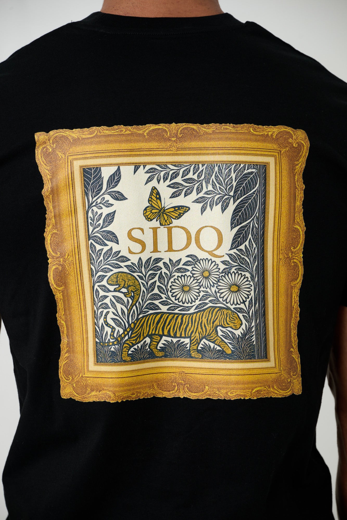 Camisa Negra De SIDQ