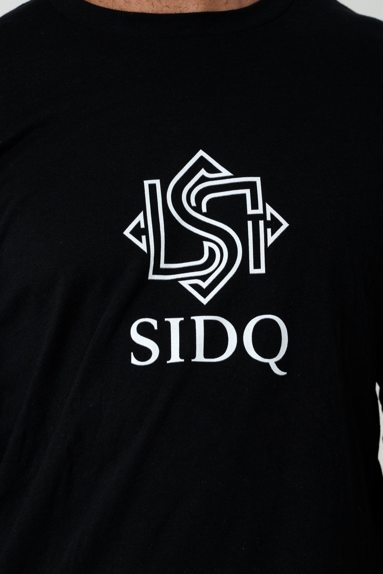 Men's black Sidg sweater