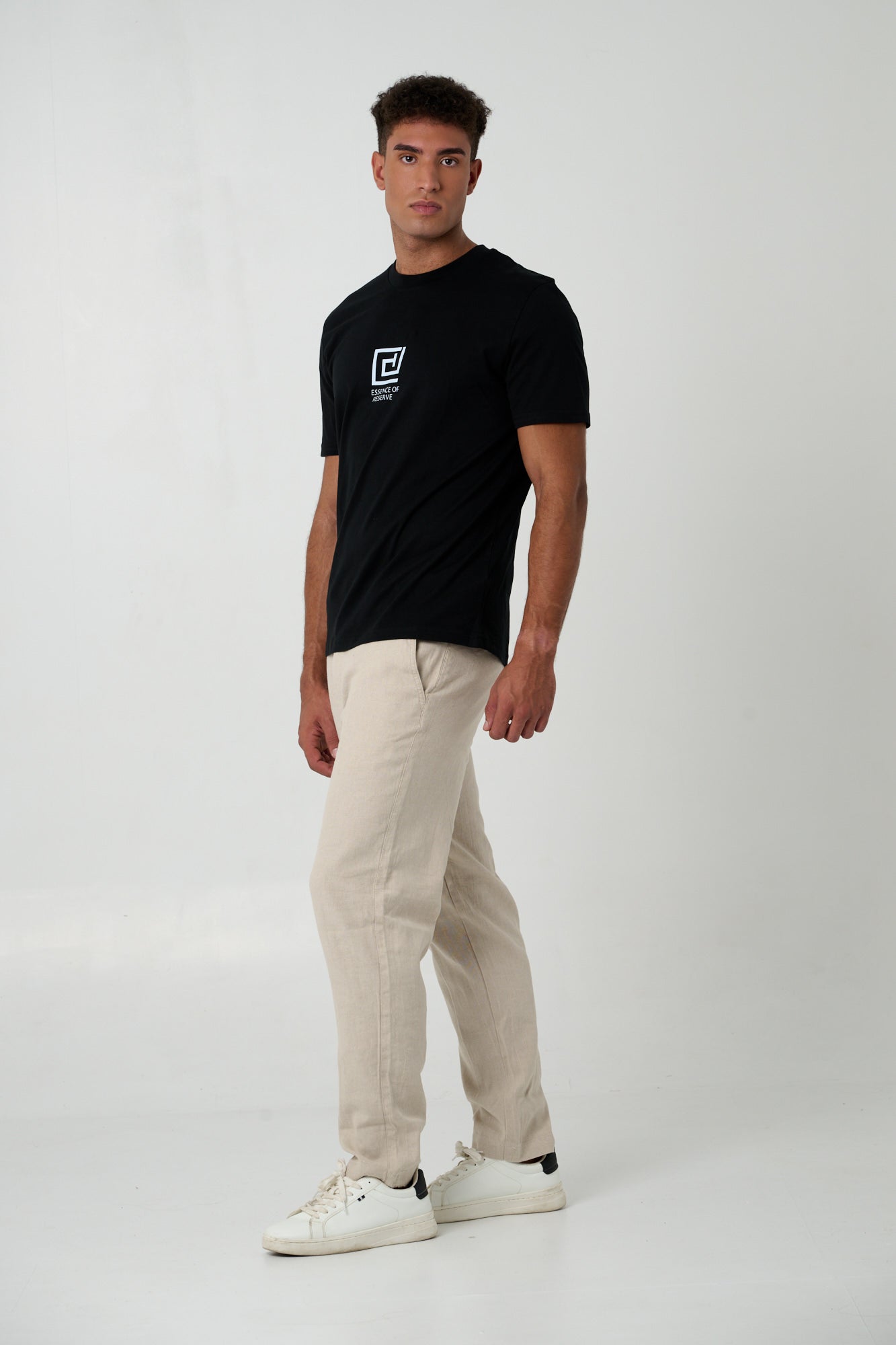 Diseño De Camiseta De Camisa Negra