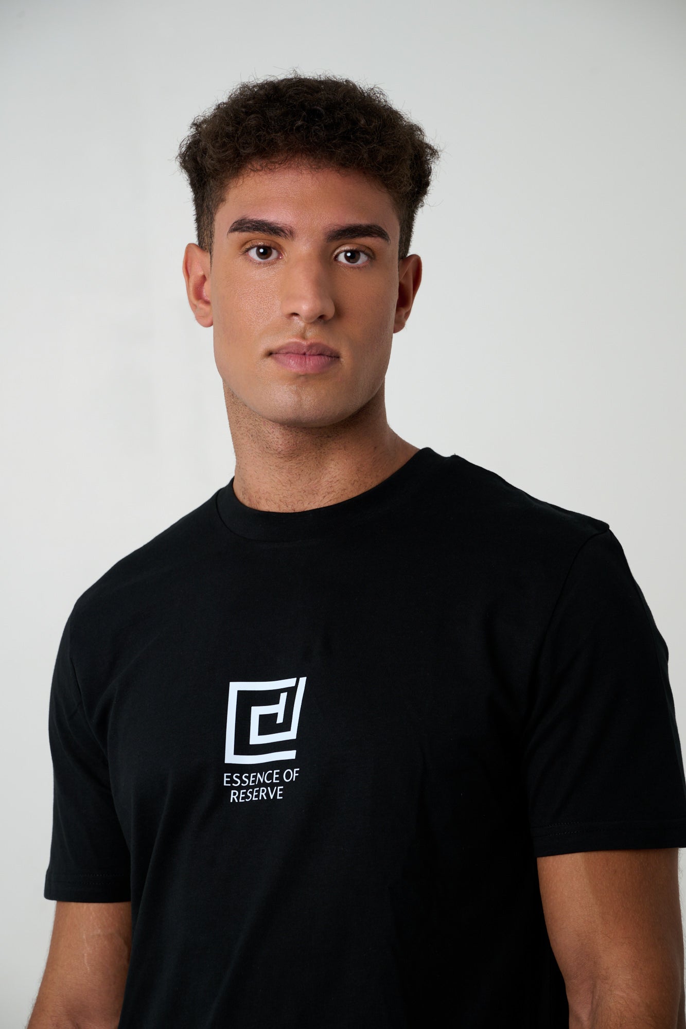 Diseño De Camiseta De Camisa Negra