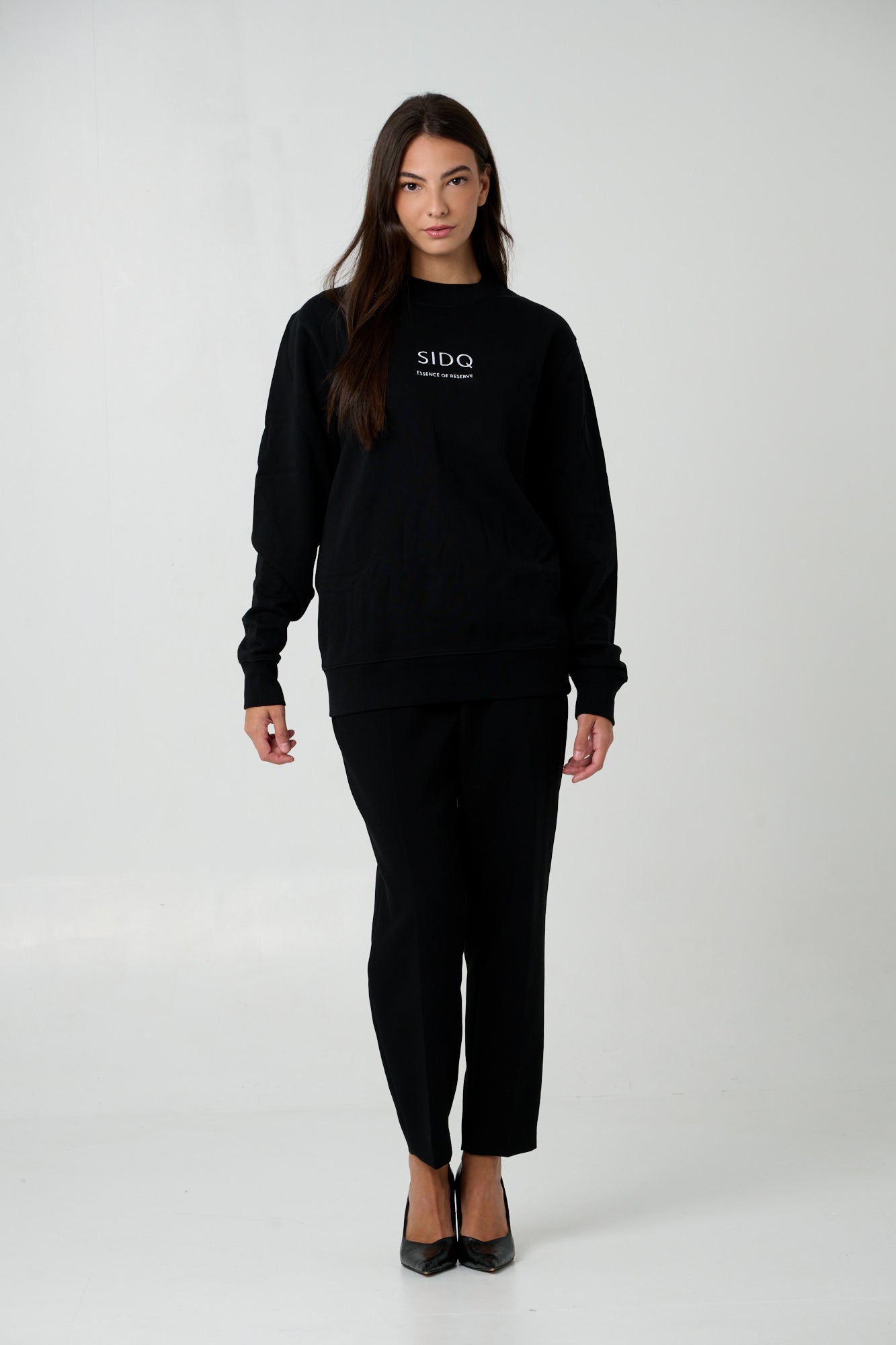 ESSENCE OF RESERVE -Emblema(FEMENINO)